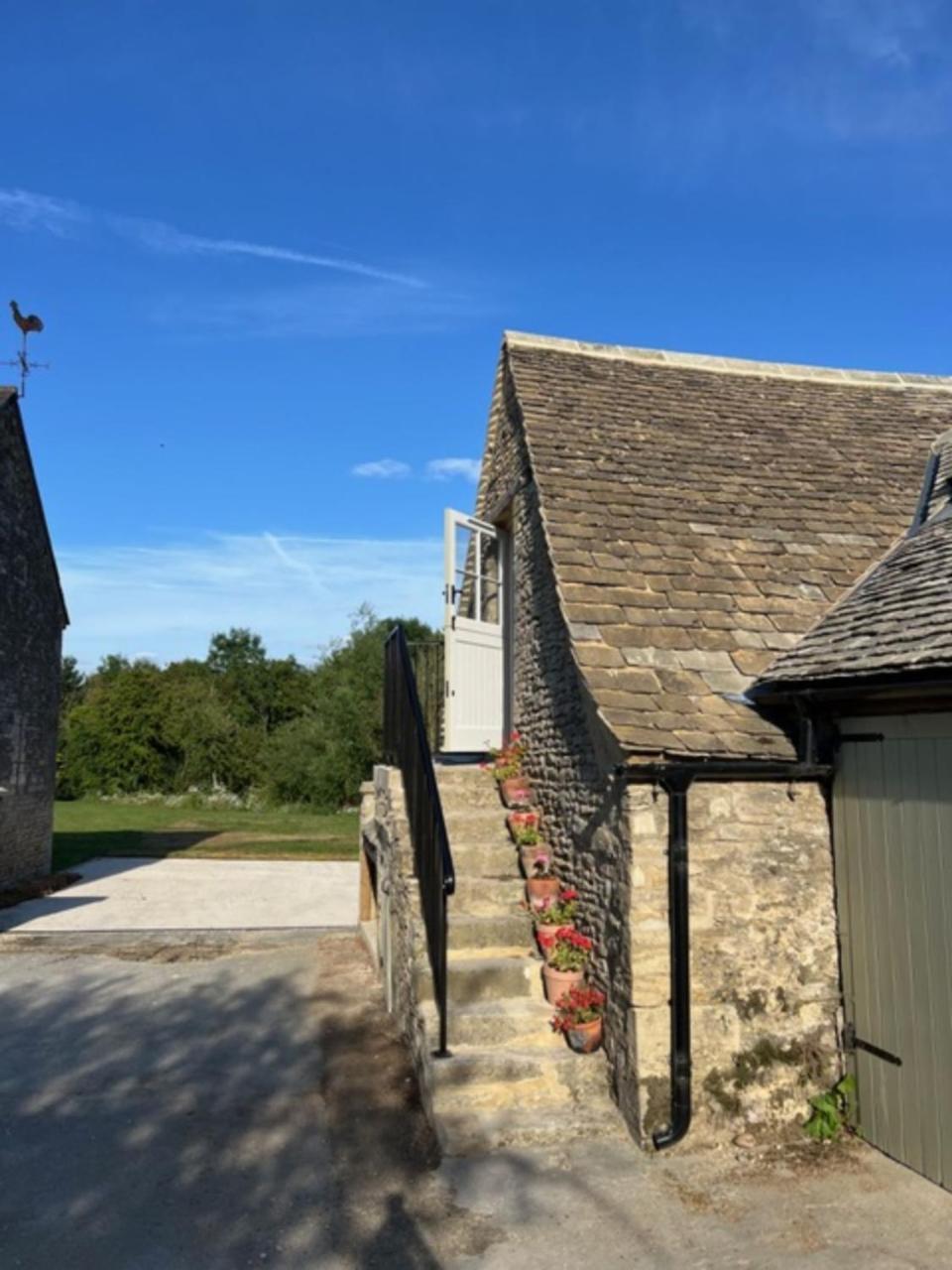 הוילה Hailey Idyllic Secluded Hideaway With Countryside Views On The Edge Of The Cotswolds מראה חיצוני תמונה