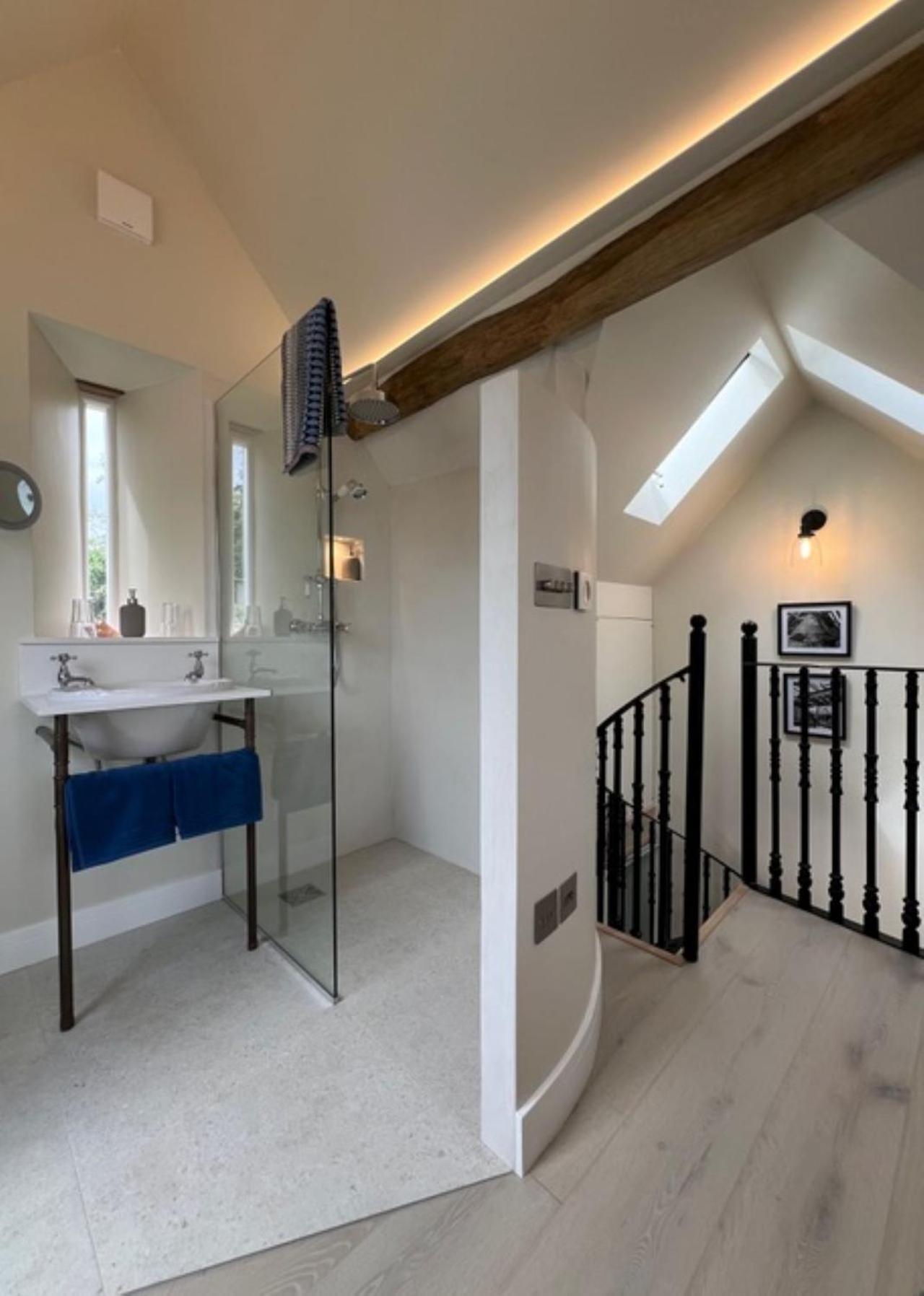 הוילה Hailey Idyllic Secluded Hideaway With Countryside Views On The Edge Of The Cotswolds מראה חיצוני תמונה
